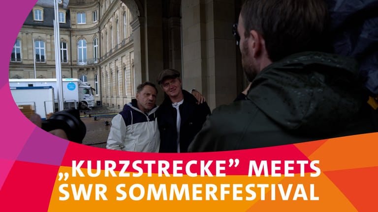 Pierre M. Krause und Richy Müller besuchen in der aktuellen Folge der „Kurzstrecke“ das SWR Sommerfestival.