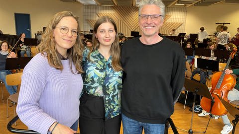 Wo andere nur davon reden, packt Maia Seminara aus Radolfzell an: die 18-Jährige organisiert in ihrem FSJ ein riesiges Musikkonzert von verschiedenen Orchestern.