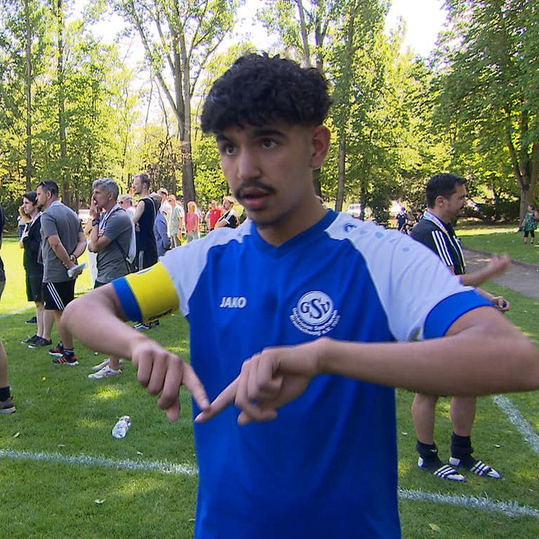 Milad Rezaee ist gehörlos und spielt für den GSV Braunschweig Fußball.