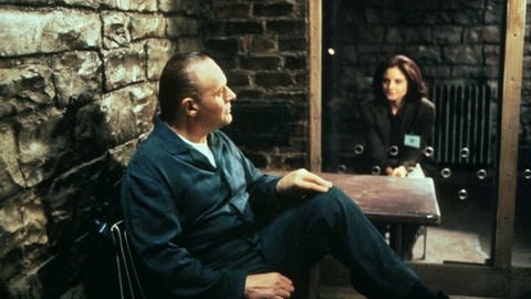 Anthony Hopkins als Hannibal Lecter in einer Verhörszene mit Jodie Foster in "Das Schweigen der Lämmer"