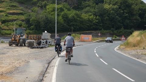 Radfahrer müssen im Ahrtal auf die Bundesstraße ausweichen