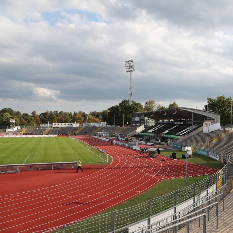 Um das Donaustadion in Ulm zweitligatauglich zu machen, müssen zehn Millionen Euro investiert werden.