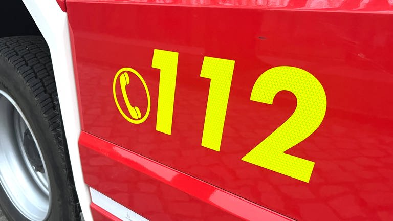 Feuerwehrauto: Symbol für Artikel zu Verpuffung und Brand in Ludwigshafen Oggersheim im April 2024