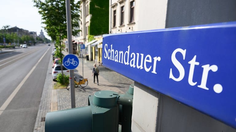 Straßenschild der Schandauer Straße in Dresden