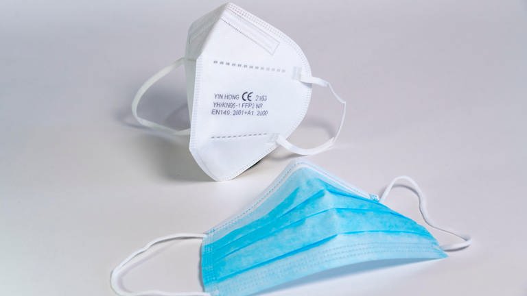 FFP2 Schutzmasken und OP-Mundschutz, Gesichtsmasken, mit CE-Kennzeichnung