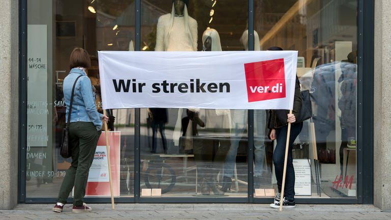 In Rheinland-Pfalz wird heute der Einzelhandel bestreikt, unter anderem in Filialen von h&m und Kaufland. Symbolbild (Foto: dpa Bildfunk, picture alliance / dpa | Marijan Murat)