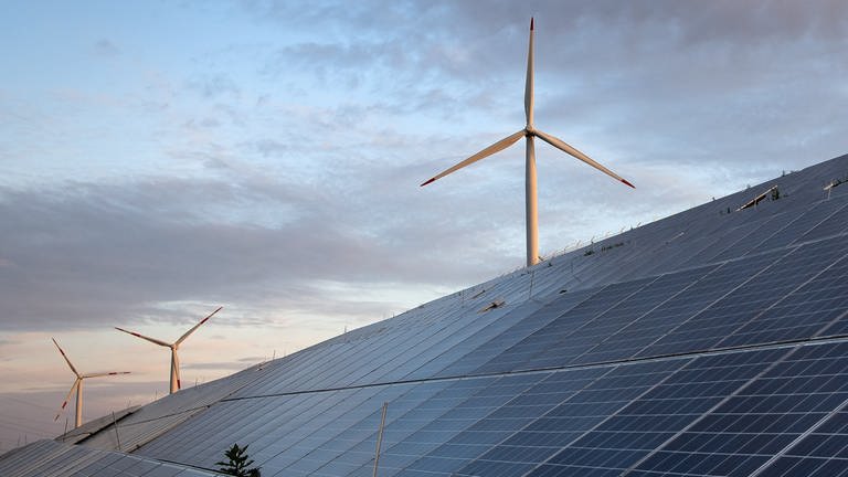 Der Ausbau von Solar- und Windkraft geht in Rheinland-Pfalz zu langsam