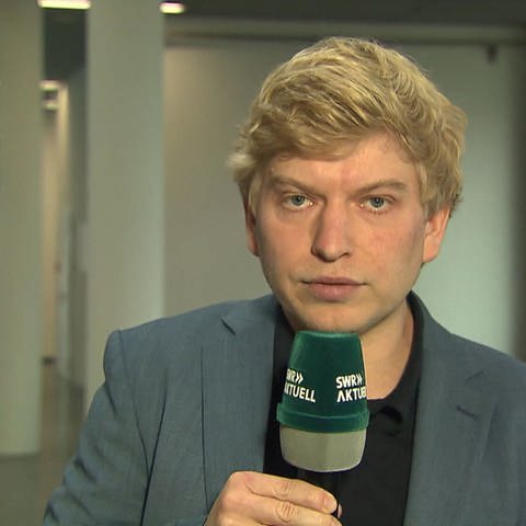 SWR-Reporter Florian Barth