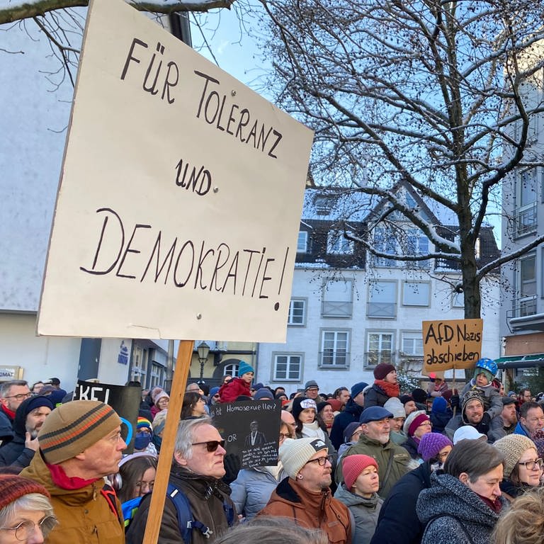 5.000 Menschen demonstrierten in Koblenz gegen rechts. (Foto: SWR)