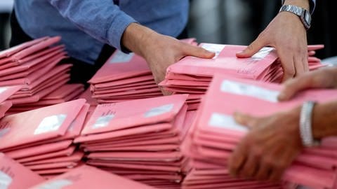 Symbolbild: Im Kreis Trier-Saarburg haben Briefwähler möglicherweise ihre Wahlunterlagen für die Kommunal- und Europawahl falsch verpackt verschickt