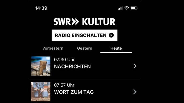 Ein Smartphone zeigt die Tagesübersicht in der SWR2 App an. (Foto: SWR)