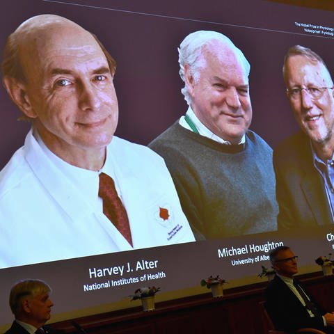 Die Nobelpreisträger für Medizin und Physiologie 2020:  Harvey J. Alter, Michael Houghton und Charles M. Rice.