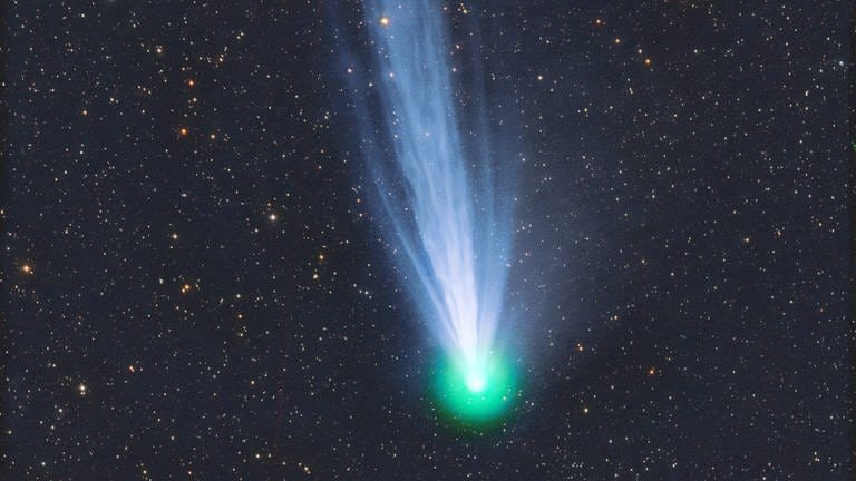 Komet 12Pons-Brooks mit typischer grüner Hülle und Schweif, tags: Komet, Pons-Brooks, Teufelskomet (Foto: picture-alliance / Reportdienste, picture alliance/dpa/AZM)