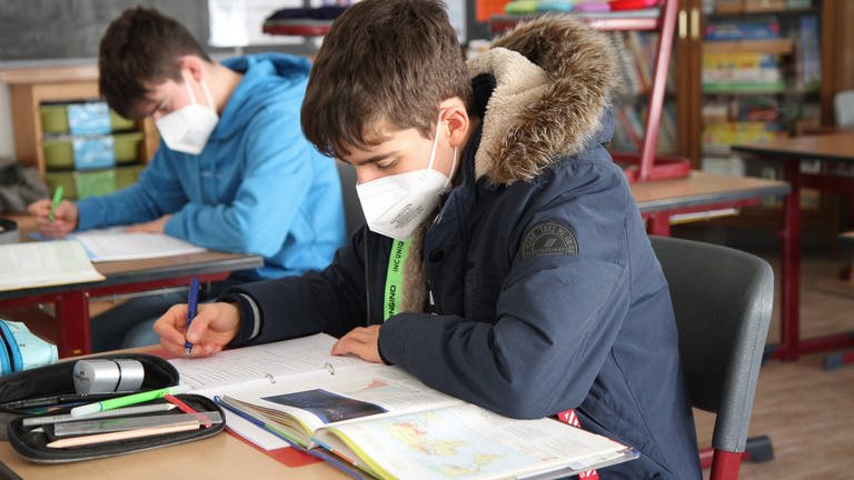 Die Maßnahmen zur Eindämmung der Corona-Pandemie ahtten weitreichende Folgen für die Bildung in Deutschland.