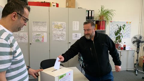 Urabstimmung bei ver.di: Mitglieder stimmen über unbefristete Streiks im kommunalen Nahverkehr ab, unter anderem in Karlsruhe