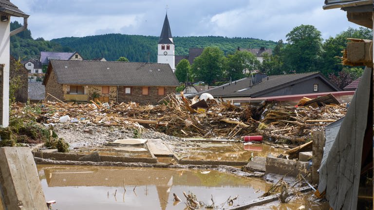 Dorf Schuld am Tag nach dem Unwetter und Hochwasser im Sommer 2021. (Foto: dpa)
