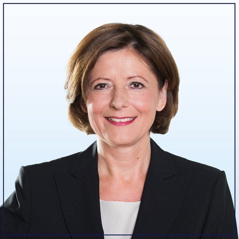 Malu Dreyer, Spitzen·kandidatin von der Partei SPD. (Foto: Pressestelle, SPD Rheinland-Pfalz, Collage SWR)