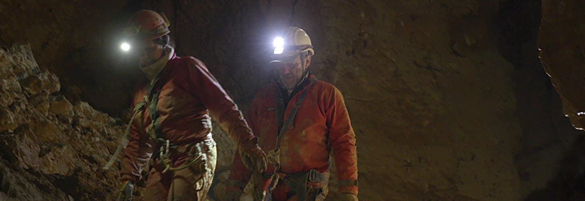 Petra und Markus Boldt erforschen die Höhlen der Schwäbischen Alb