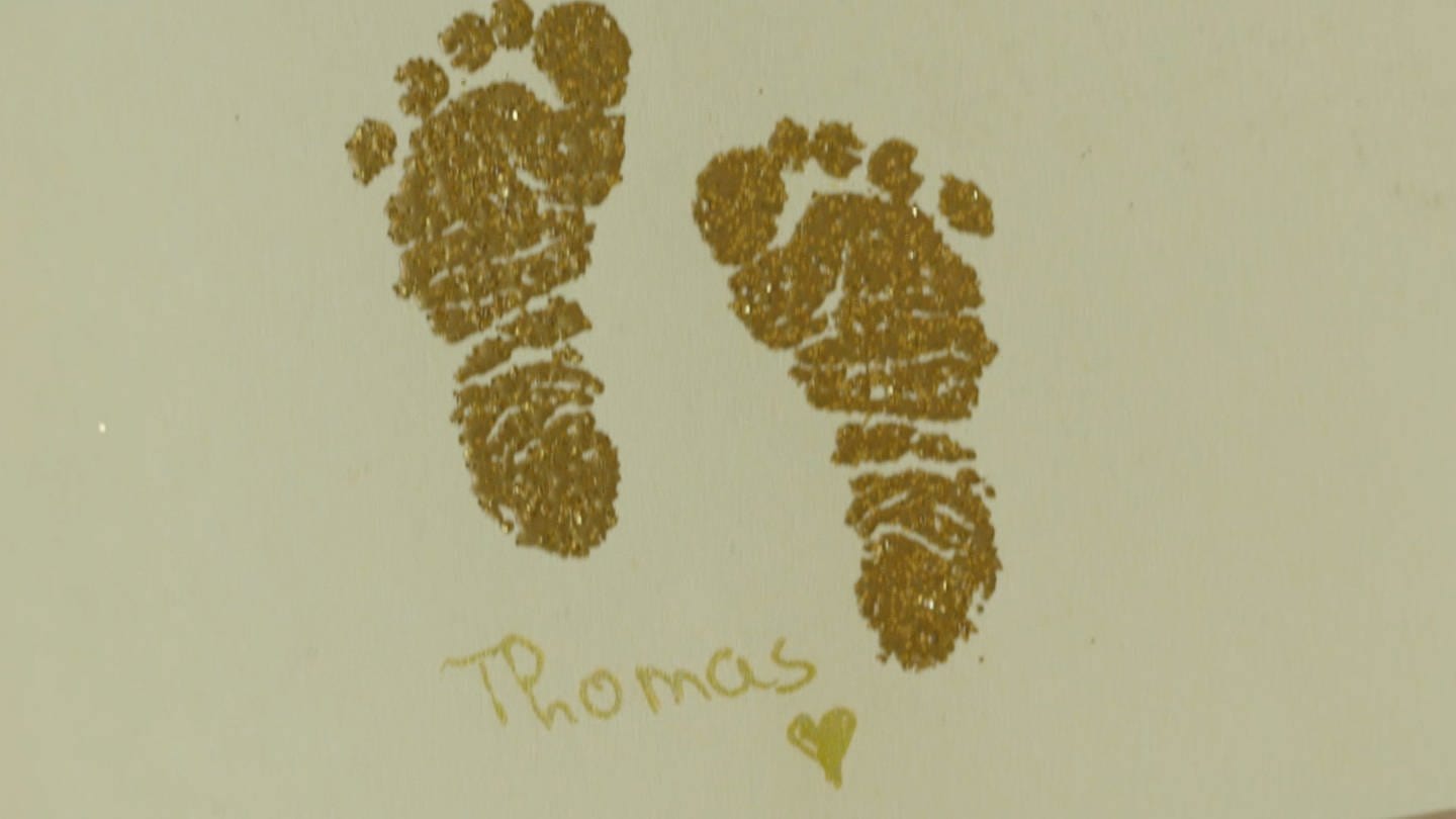Totgeborene Babys: Simone ist Mutter von drei Sternenkindern (Foto: SWR)