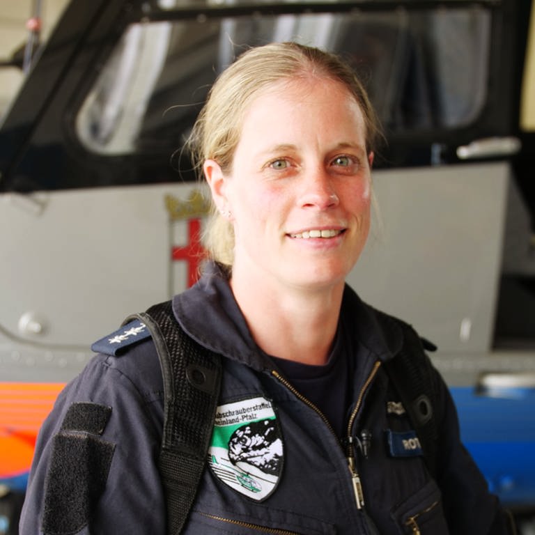 Sarah Roth die einzige Pilotin der Hubschrauberstaffel der Polizei in Rheinland-Pfalz (Foto: SWR)