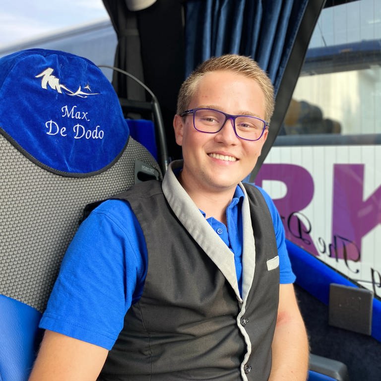 Max aus der Pfalz ist einer der jüngsten Reisebusfahrer Deutschlands (Foto: SWR)