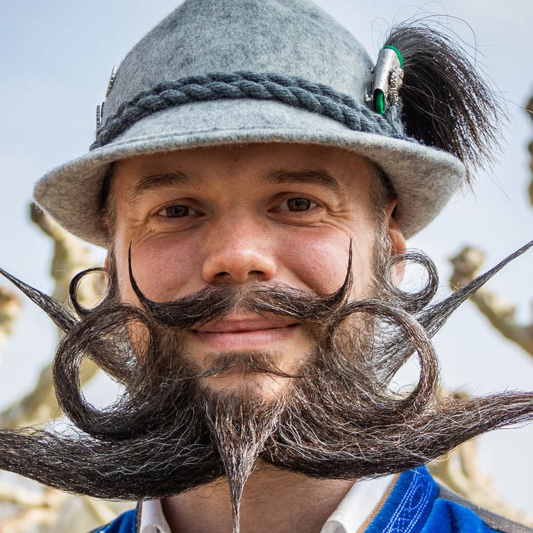 Auf der „internationalen süddeutschen Bartmeisterschaft“ in Worms sind die unterschiedlichsten Bärte zu bestaunen. (Foto: SWR)