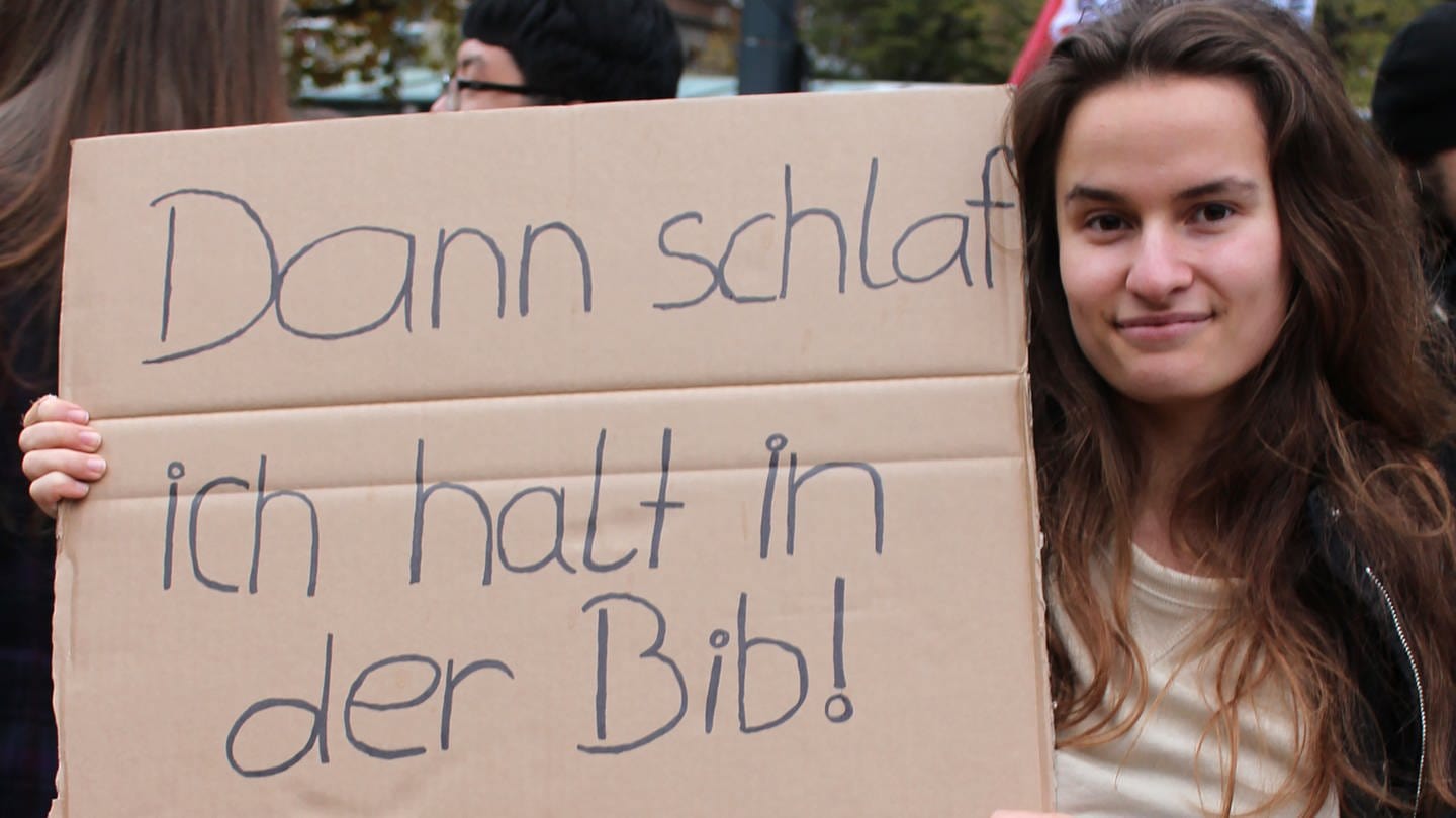 Studierende demonstrieren gegen Wohnungsnot in Mainz (Foto: SWR)