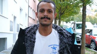 Am 1. Dezember ist Weltaidstag. Hair- und MakeUp-Arist Ahmed aus Stuttgart will Berührungsängste abbauen: Er ist HIV-positiv. (Foto: SWR)
