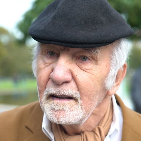 Mann mit weißem Bart und schwarzer Mütze (Foto: SWR)
