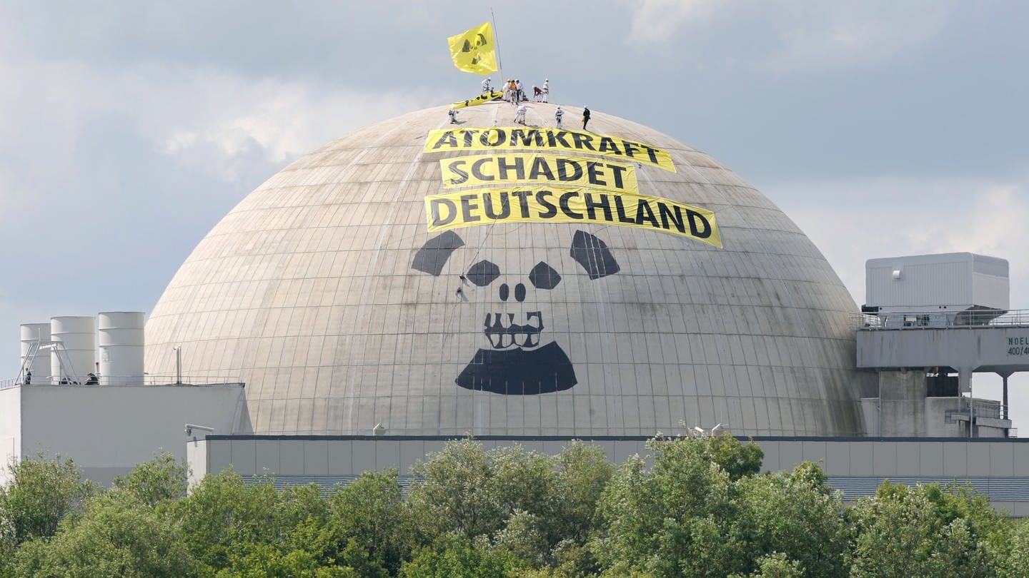 50 Jahre Greenpeace: Zwischen spektakulären Aktionen und dem Rande der Legalität (Foto: dpa Bildfunk, picture alliance/dpa | Ingo Wagner)
