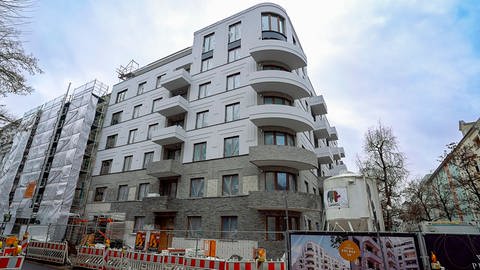 Neubau mit Luxus-Wohnungen in Berlin-Charlottenburg  (Foto: rbb/Frank Nennemann)