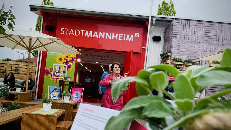 Der Stand der Stadt Mannheim mit der Bundesgartenschau 2023 auf dem Maimarkt (Foto: SWR)