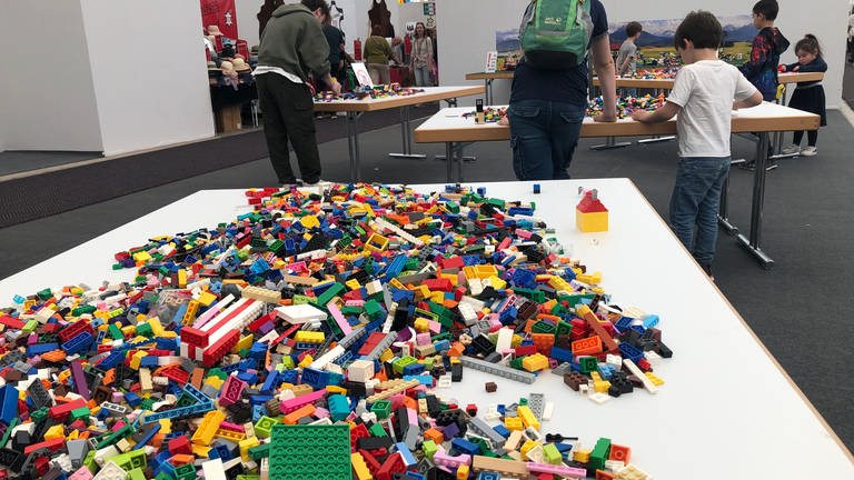 Für Kinder und Erwachsene - Lego zum Bauen