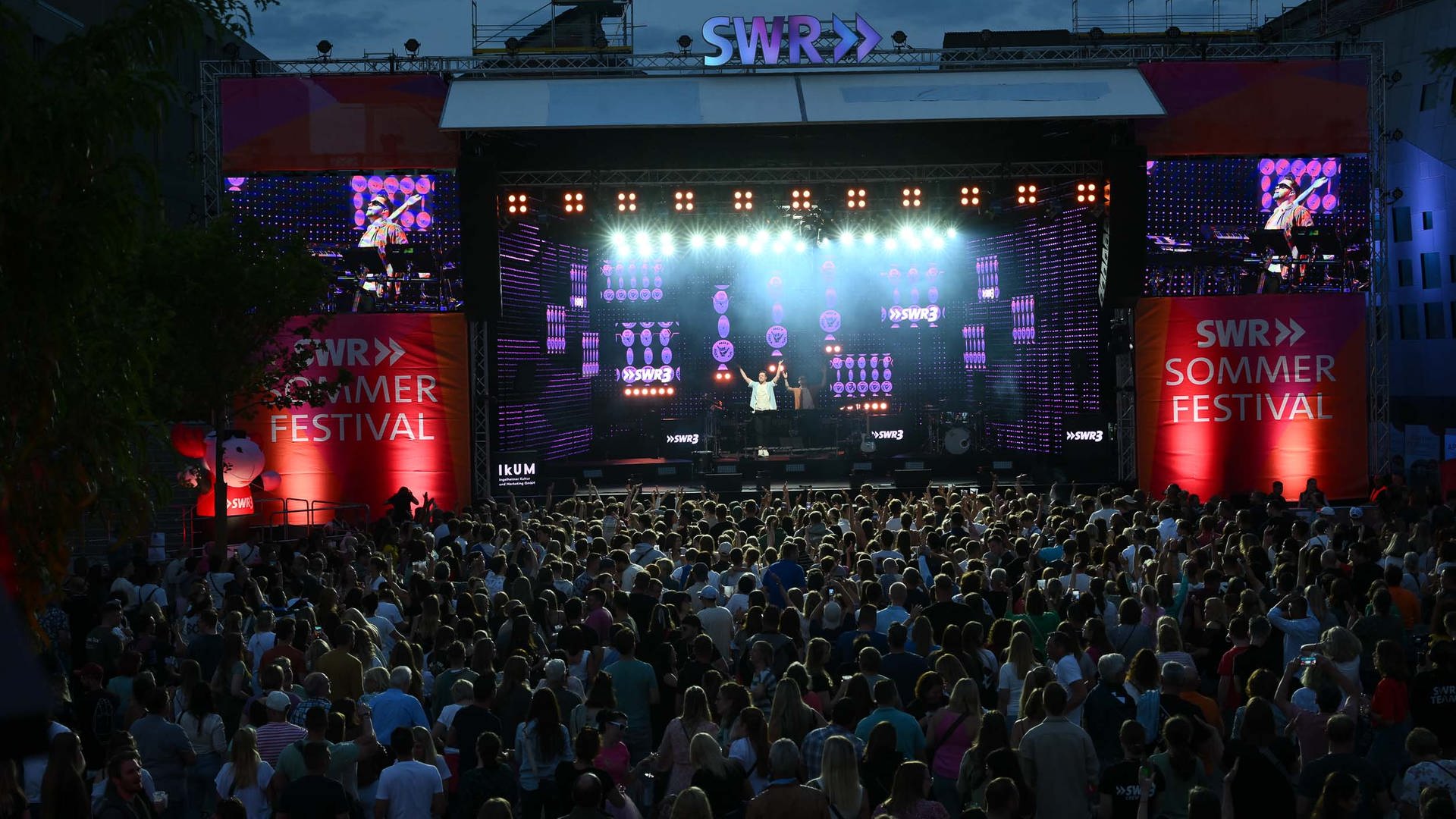 SWR3 Open Air Party mit YouNotUs beim SWR Sommerfestival in Ingelheim