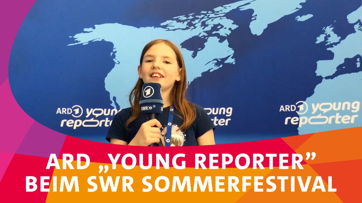 Das ARD „young reporter“-Zelt auf dem SWR Sommerfestival in Stuttgart ist der Ort für junge Journalistinnen und Journalisten. Wer möchte, erhält einen exklusiven Zugang zum Backstage-Bereich und darf von dort berichten. Erfahrene Medienprofis begleiten den journalistischen Nachwuchs und helfen bei der Erstellung ihres Films. (Foto: SWR)