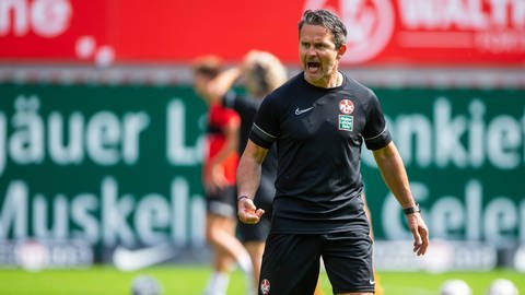 Soll den FCK in die zweite Liga führen: der neue Trainer Dirk Schuster (Foto: IMAGO, Imago/ Eibner)