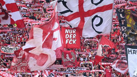 Die FCK-Fans wollen aus einem Auswärtsspiel ein Heimspiel für Kaiserslautern machen. (Foto: IMAGO, Imago)