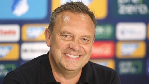 André Breitenreiter bei der Vorstellung als neuer Hoffenheim-Trainer. (Foto: IMAGO, IMAGO / Avanti)