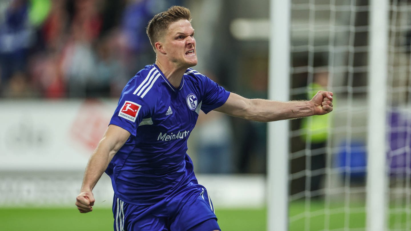 Schalke-Torjäger (hier beim Torjubel beim FSV Mainz 05) Marius Bülter wechselt zur TSG Hoffenheim. (Foto: IMAGO, IMAGO / RHR-Foto)