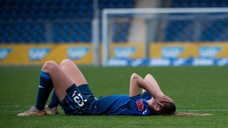 Isabella Hartig (TSG Hoffenheim) enttäuscht über Niederlage (Foto: IMAGO, IMAGO / Eibner)