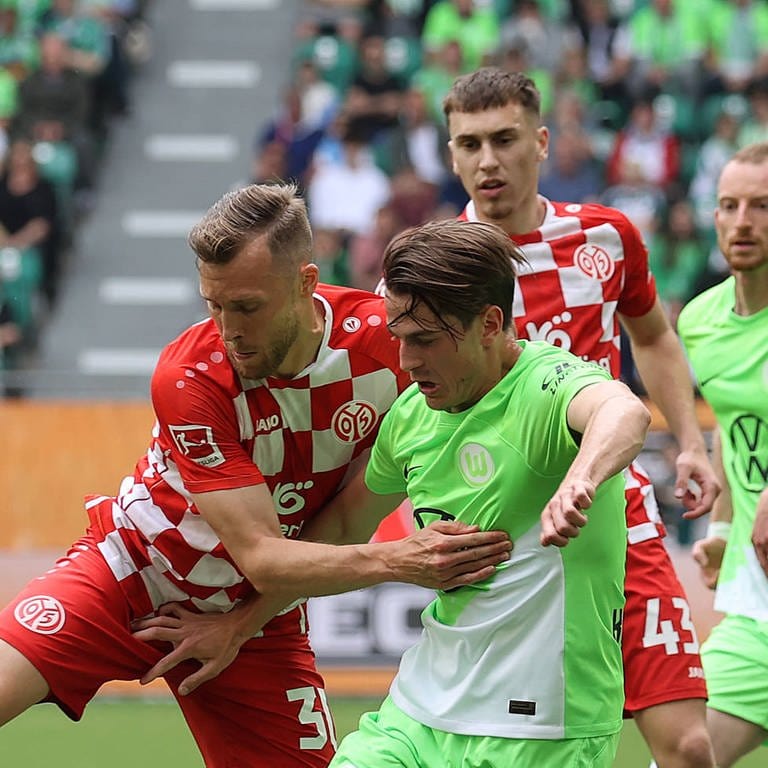 Zwischen dem VfL Wolfsburg und Mainz 05 entwickelte sich ein umkämpftes Spiel