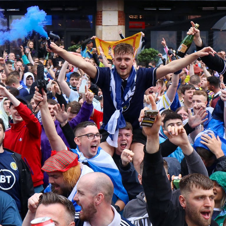 Stuttgart freut sich auf die schottischen Fußball-Fans. (Foto: IMAGO, IMAGO / NurPhoto)