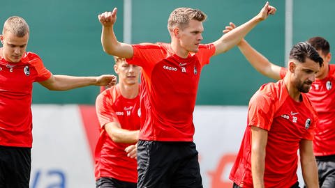 Die Spieler des SC Freiburg im Training. (Foto: IMAGO, IMAGO / Eibner)
