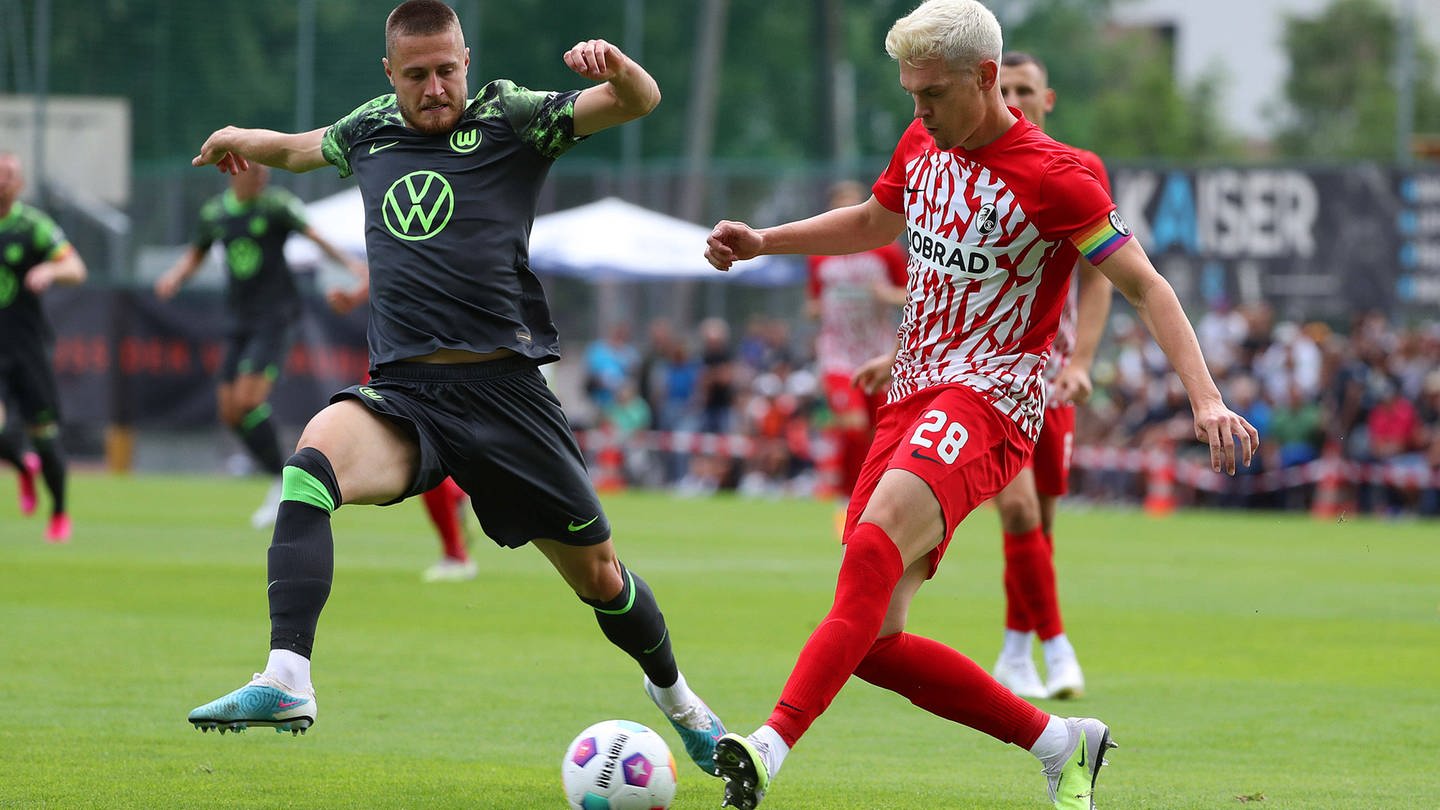 SC Freiburg verliert Testspiel im Trainingslager gegen VfL Wolfsburg (Foto: IMAGO, IMAGO Bildnummer: 1032214765)