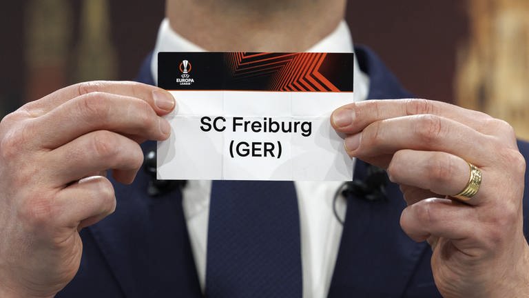 Der SC Freiburg wird in die Europaleague-Gruppe A gelost.