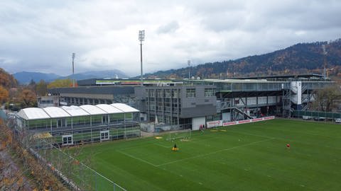 Das Trainingsgelände des SC Freiburg am Dreisamstadion. (Foto: IMAGO, IMAGO/Daniela Porcelli / SPP)
