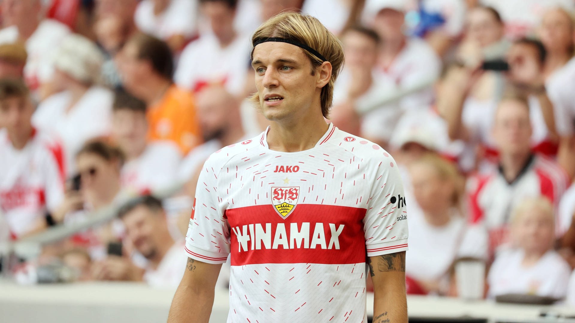 Transfer fix: Borna Sosa verlässt den VfB Stuttgart