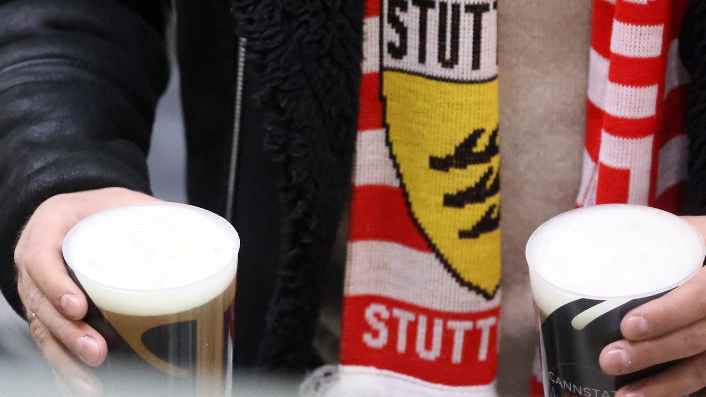 VfB Stuttgart senkt Promillegrenze im Stadion (Foto: picture-alliance / Reportdienste, Picture Alliance)