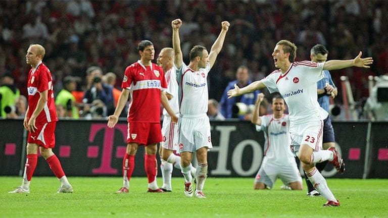 Stuttgart verliert im Pokalfinale 200607 gegen Nürnberg (Foto: picture-alliance / Reportdienste, Picture Alliance)
