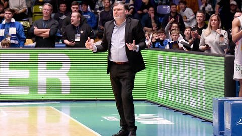 Der ehemalige Trainer der Trierer Basketballer steht jetzt für Koblenz in der Pro A an der Seitenlinie. Marco van den Berg ist zurück in der 2. Basketball-Bundesliga